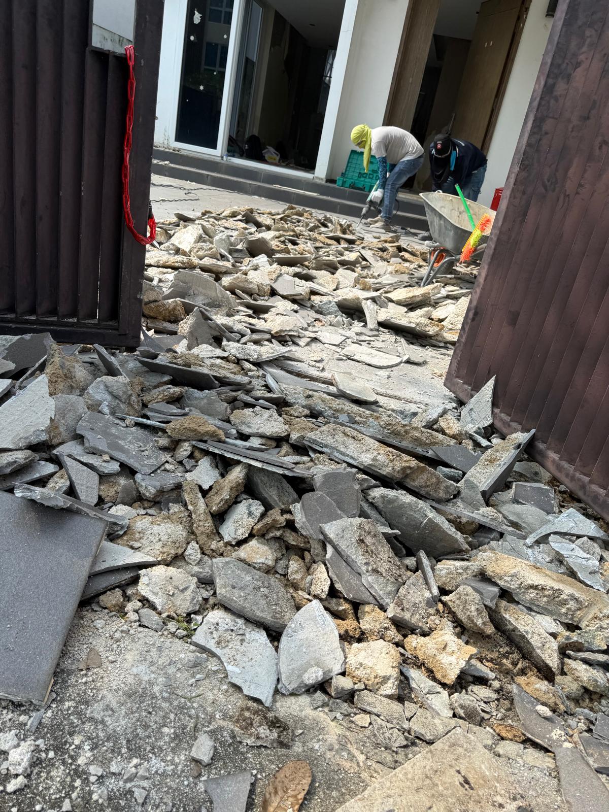 Stone tile removal, sorted on site